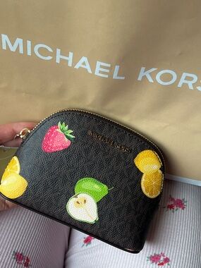 VIRAL SOLD OUT MK FRUIT POUCH 🍓🍐🍊🍋